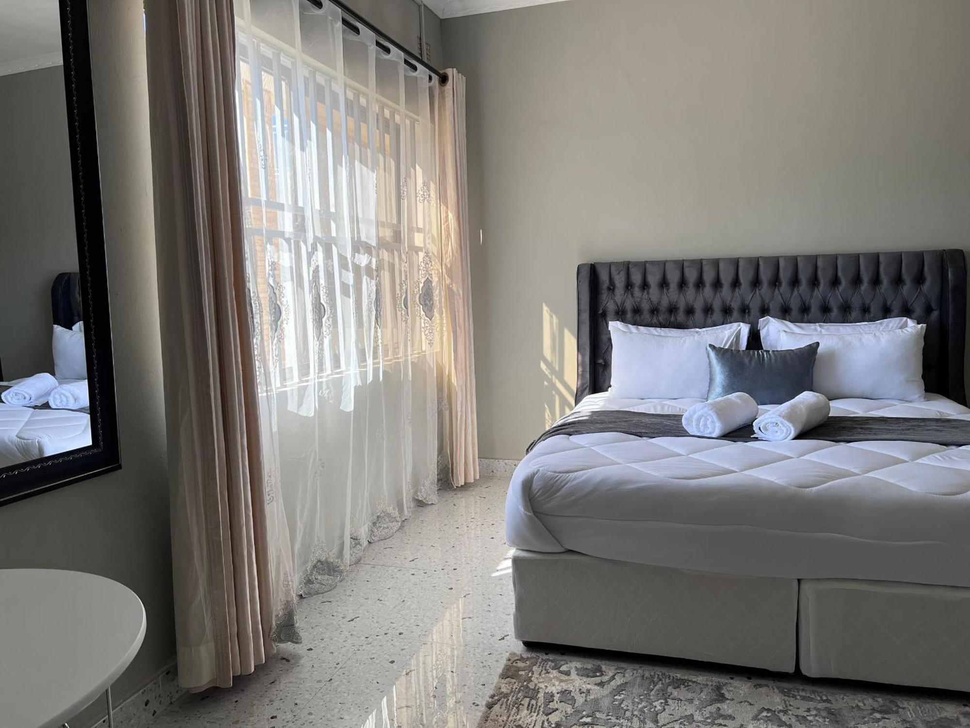 Kasbek Lodge And Tours لوساكا المظهر الخارجي الصورة
