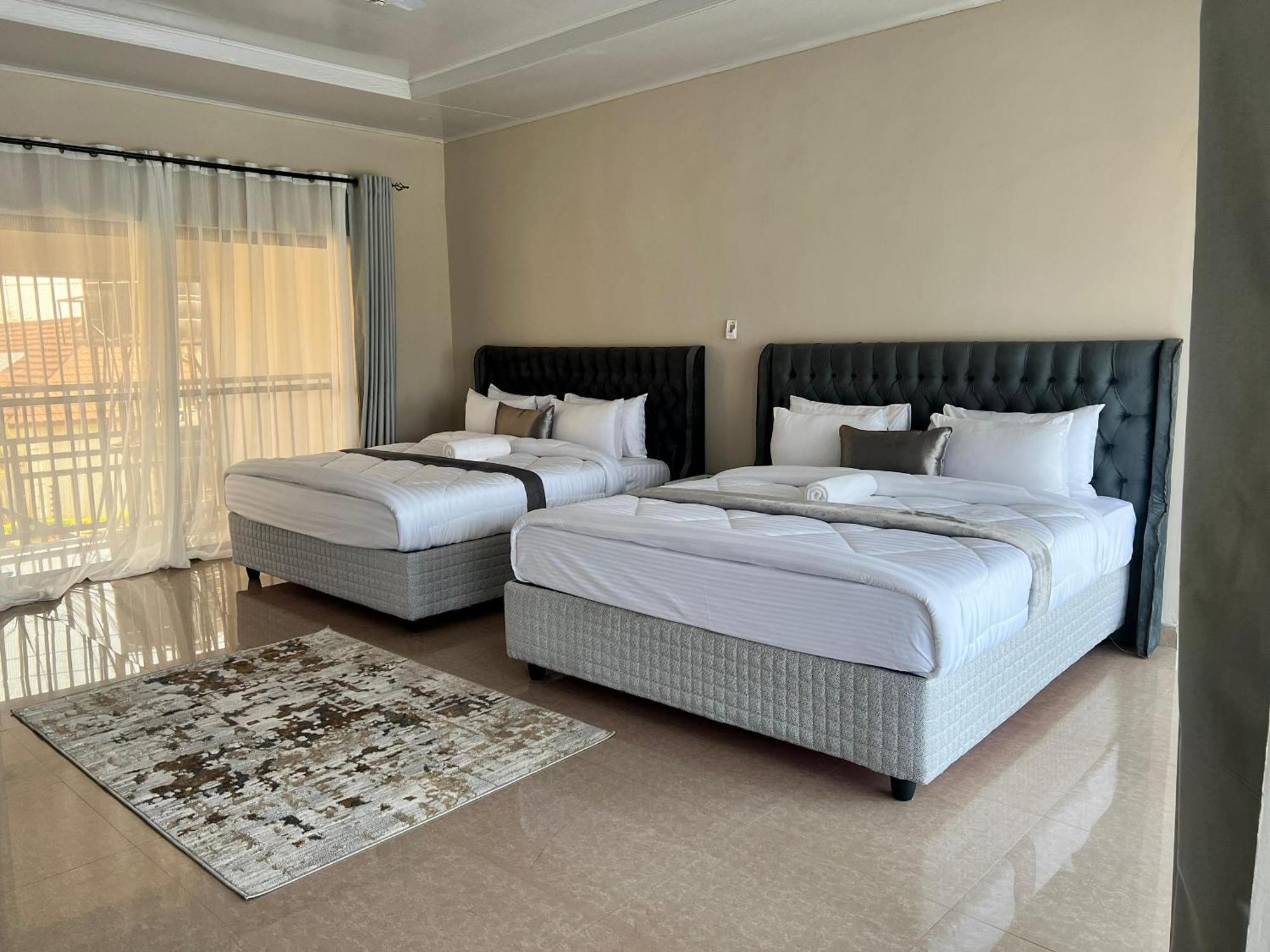 Kasbek Lodge And Tours لوساكا المظهر الخارجي الصورة