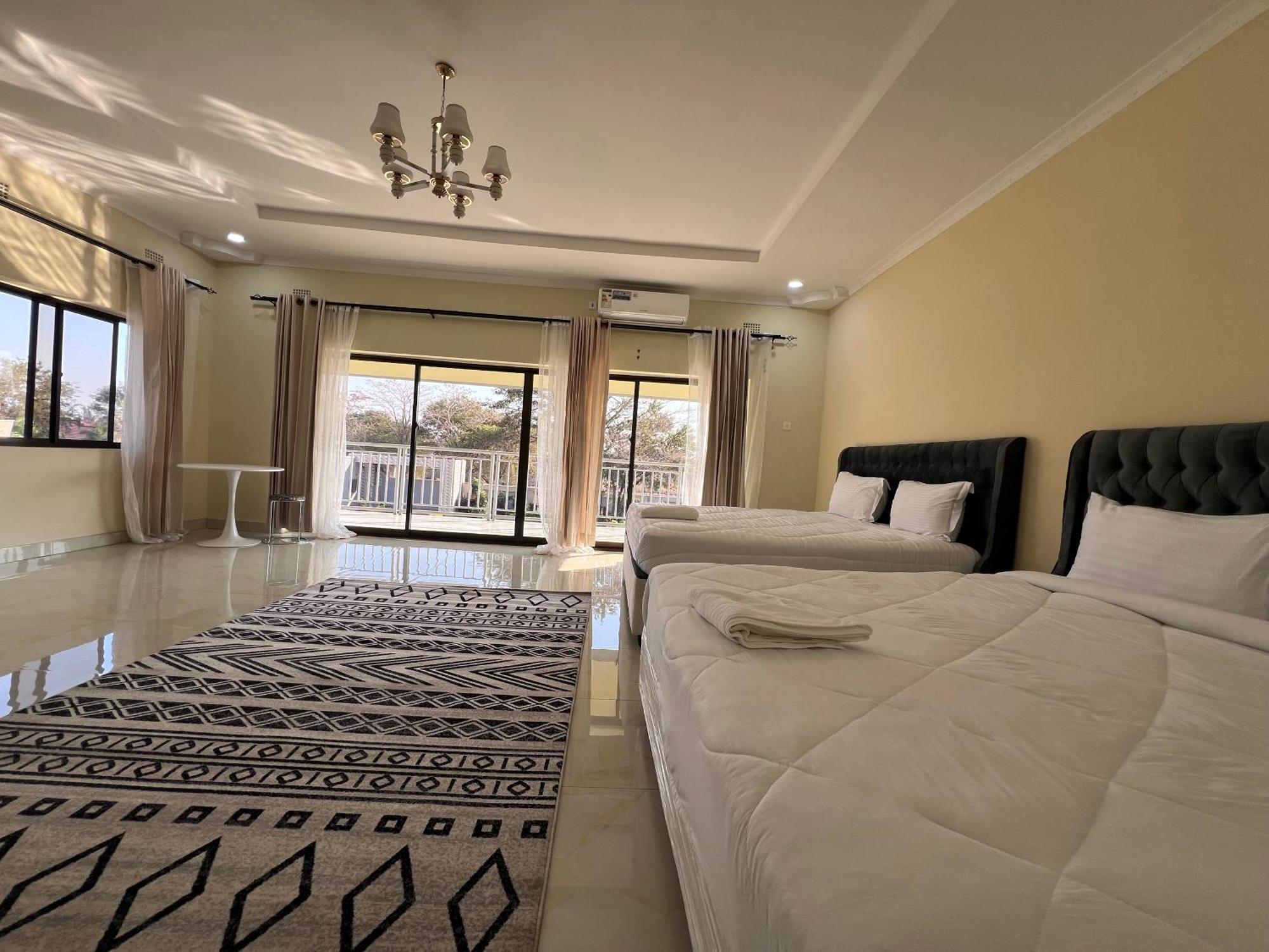 Kasbek Lodge And Tours لوساكا المظهر الخارجي الصورة